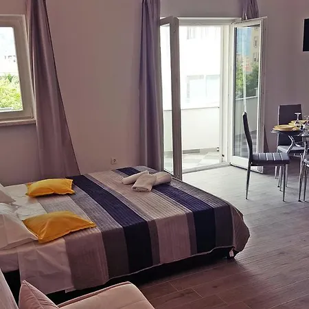 Aparthotel Split Split